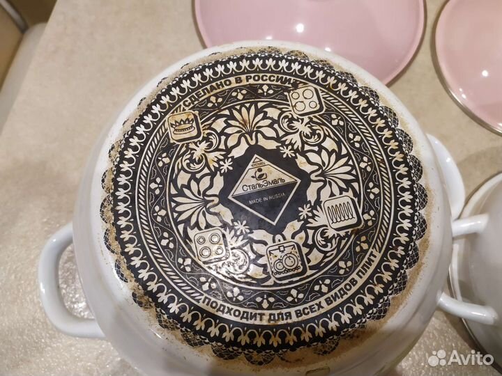 Кастрюля эмалированная набор