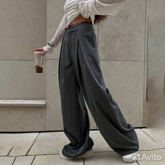 Стильные брюки оверсайз