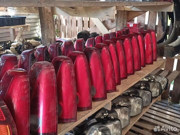 Задние фонари renault logan 1 оригинал