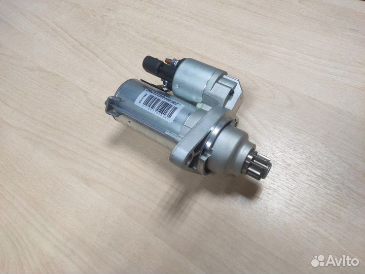 Стартер Volkswagen Passat B7 1.8 TSI