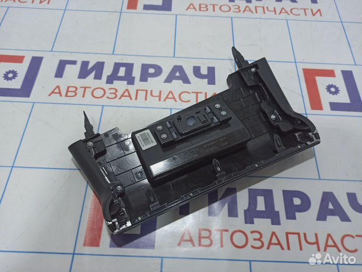 Накладка декоративная на торпедо центральная Hyundai Tucson 84745N9000NNB