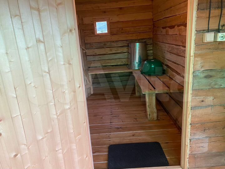 Дом 10 м² на участке 16 сот.