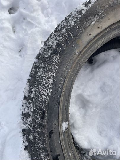 Bridgestone Blizzak Revo GZ 245/50 R18