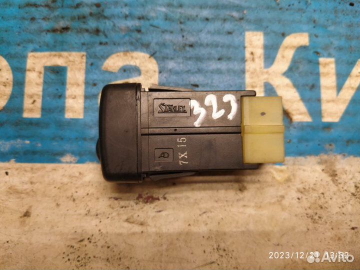 Кнопка регулировки фар Mazda 323 BA 94-98