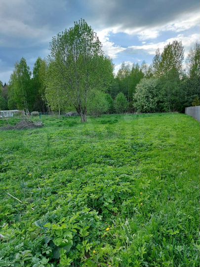 Дом 10 м² на участке 15 сот.