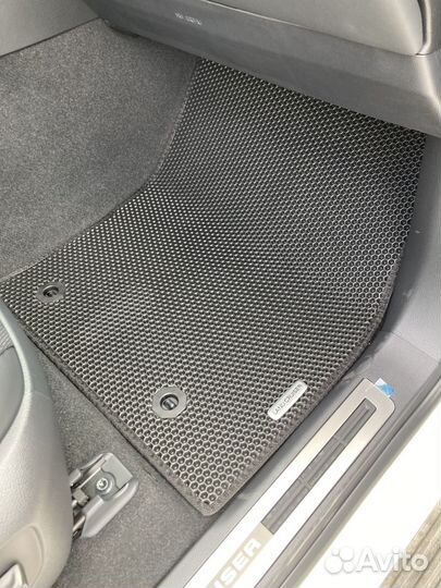 Коврики EVA для Toyota Land Cruiser 100/200/328