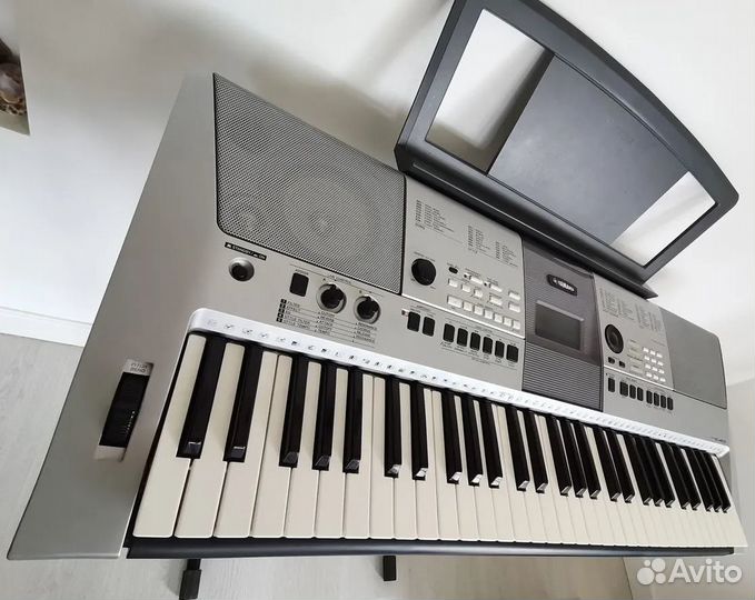 Синтезатор самоиграйка Yamaha PSR E413