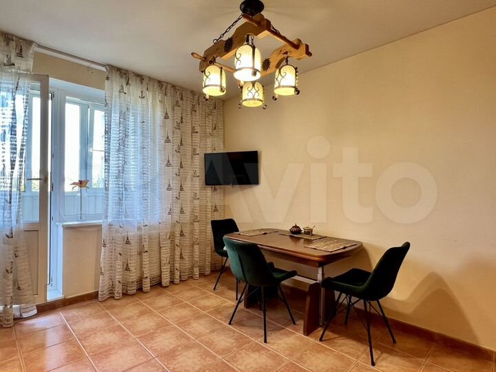 3-к. квартира, 92,4 м², 4/10 эт.