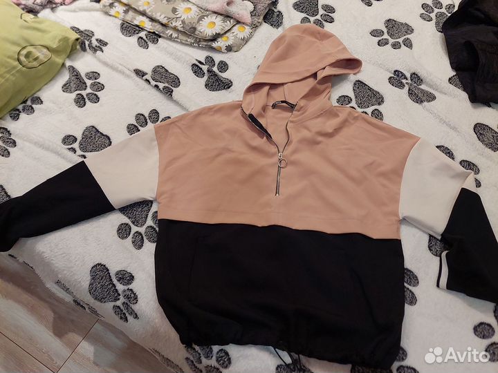 Кофта Зара с молнией