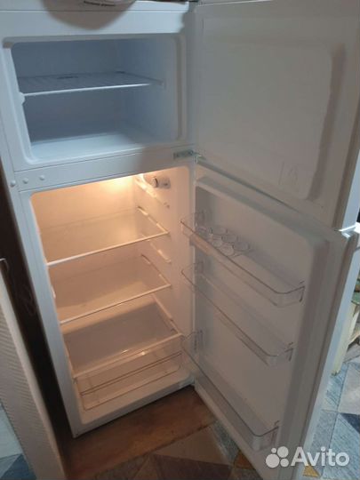 Холодильник как новый