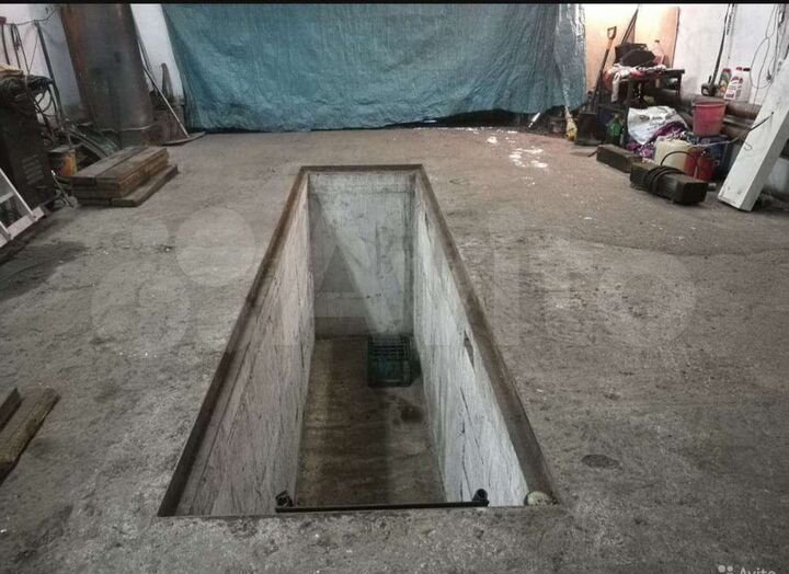 Гараж, > 30 м²