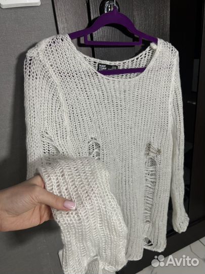 Свитер
