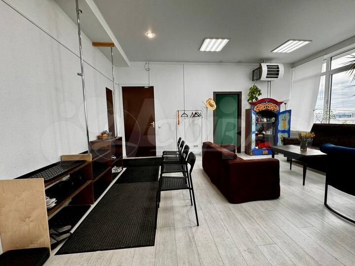 Продам помещение свободного назначения, 216 м²