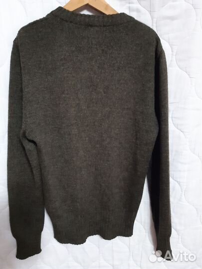Свитер