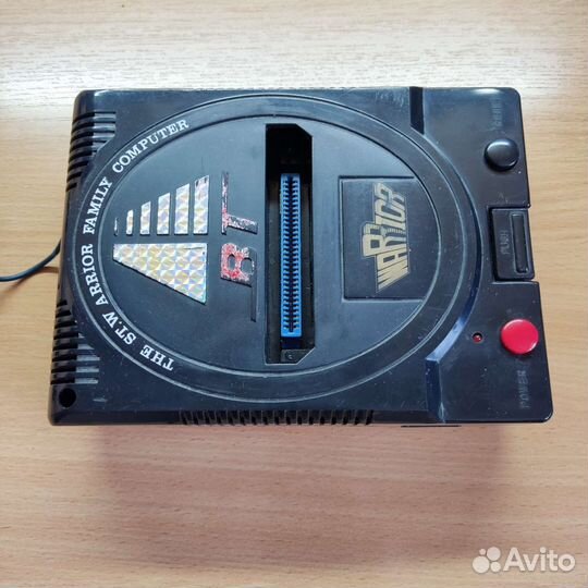 Игровая приставка 