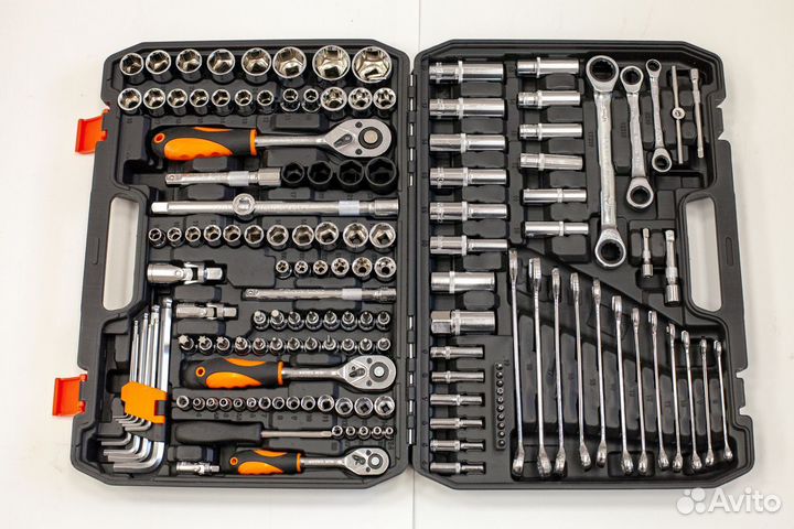 Набор ключей на 151 предмет