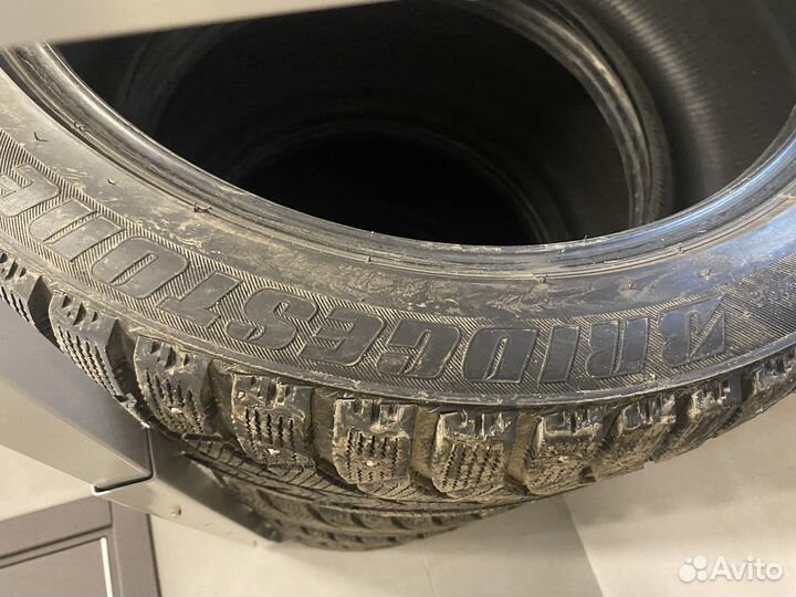 Bridgestone Ice Cruiser 7000 275/40 R20 106T