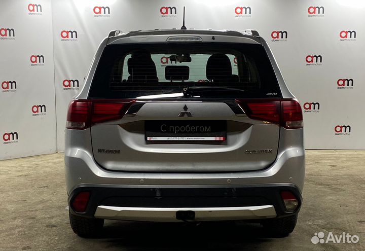 Mitsubishi Outlander 2.0 CVT, 2015, 200 000 км