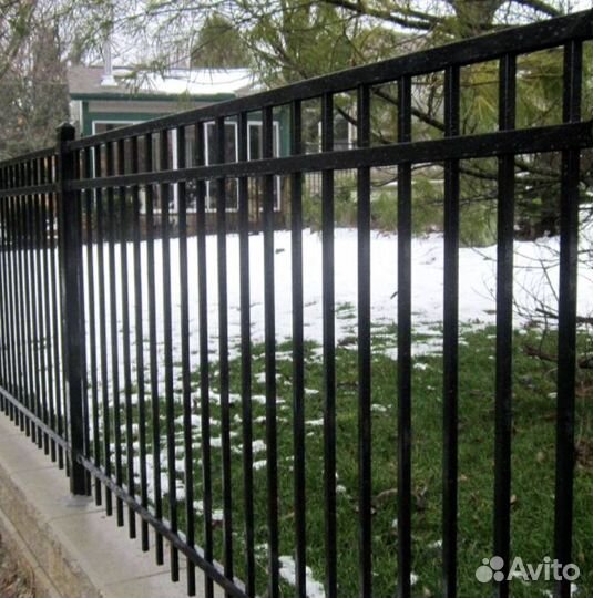 Забор из профильной трубы