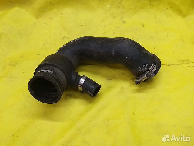 Патрубок интеркулера Audi A4 8E0145832S