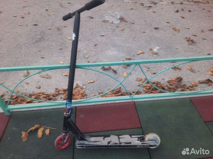 Трюковой самокат