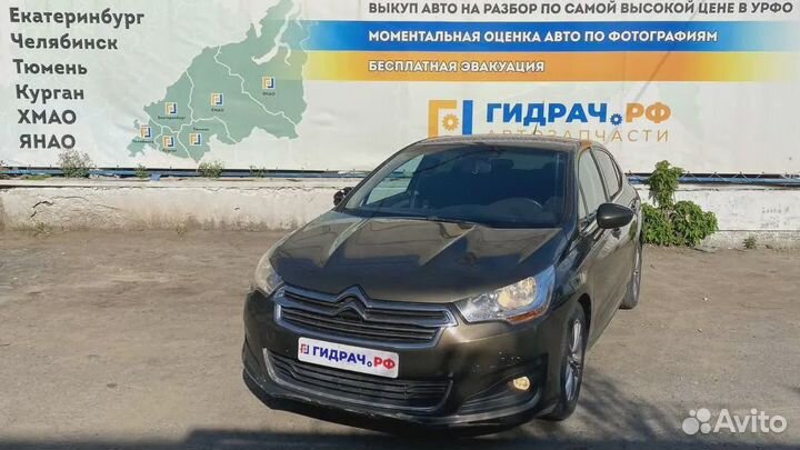 Накладка порога внутренняя задняя левая Citroen C4