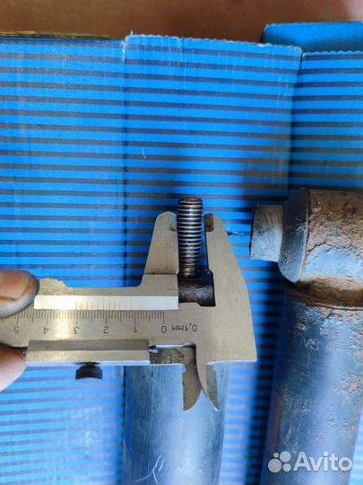 Задние амортизаторы на ford mondeo Volvo