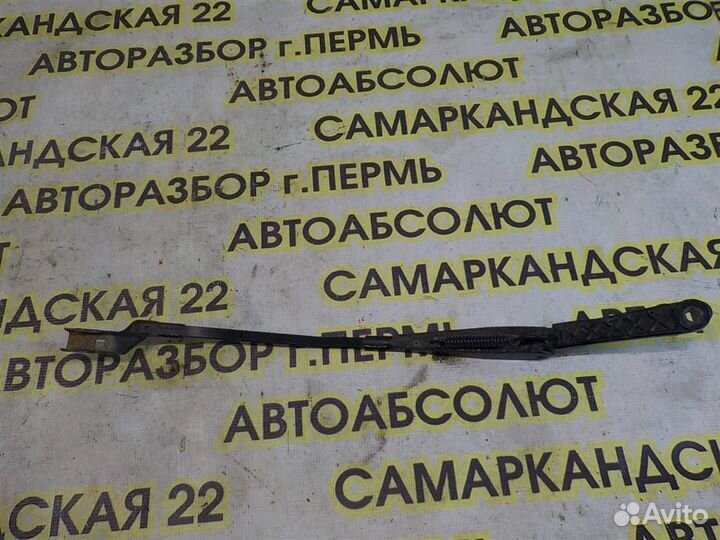 Поводок стеклоочистителя передний правый Peugeot