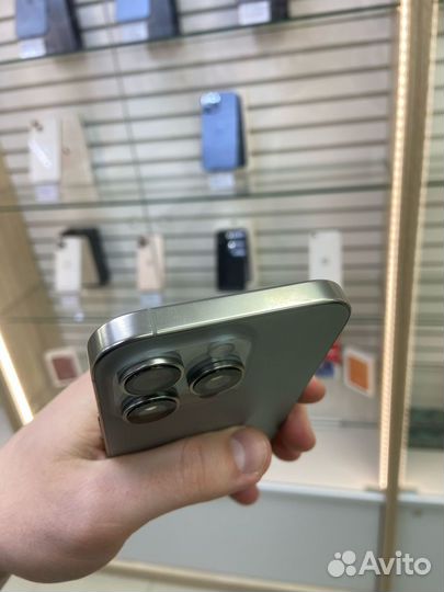 iPhone 16 Pro, 256 ГБ