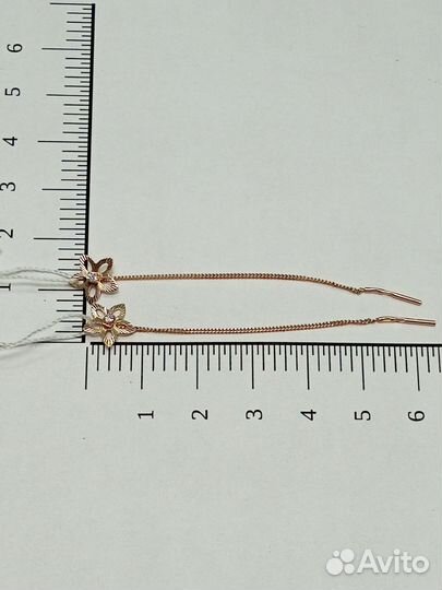 Золотые серьги с камнем