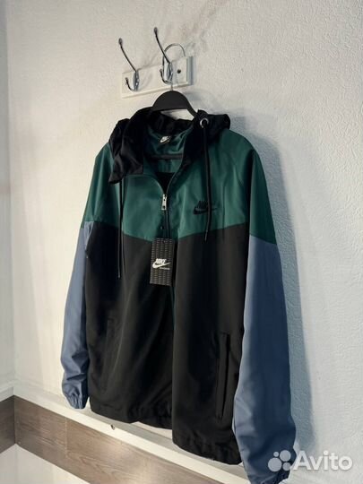 Ветровка NIke зеленая плащевка