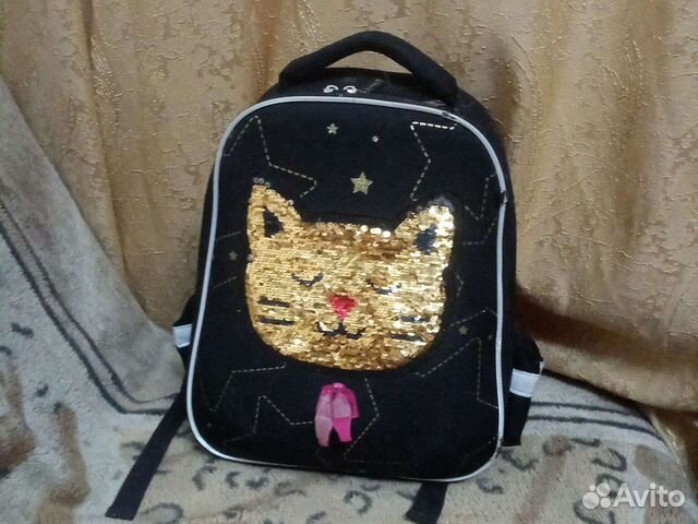 Рюкзак школьный для девочки с пайетками