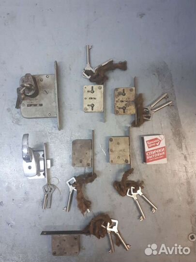 Замки (врезные, навесные, накладные)