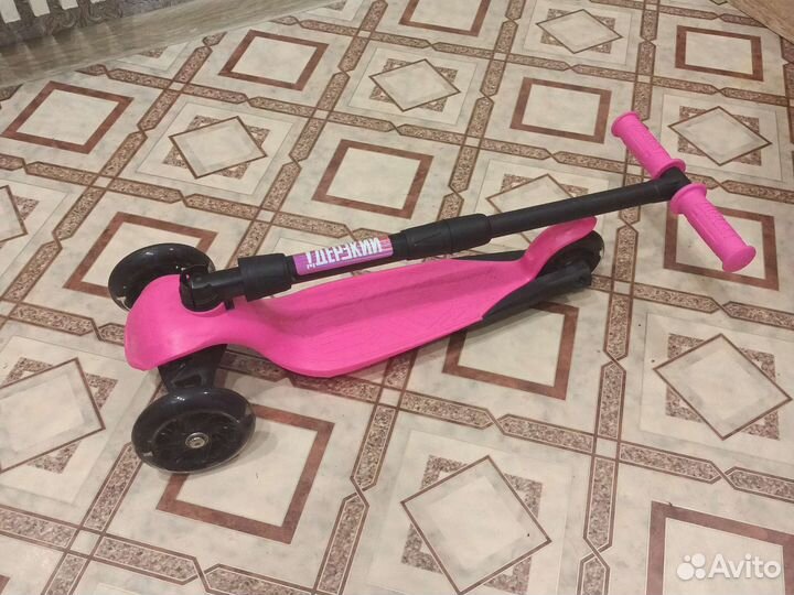 Самокат детский трехколесный бу