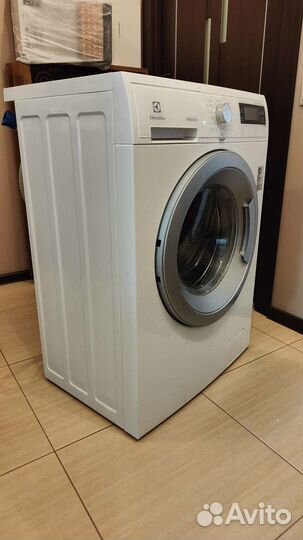 Стиральная машина Electrolux EWS1277FDW