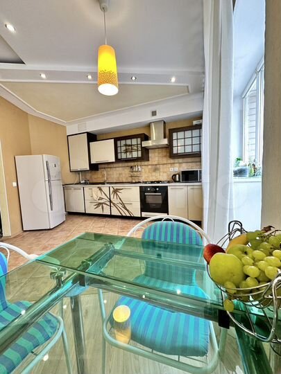 2-к. квартира, 68,2 м², 2/5 эт.