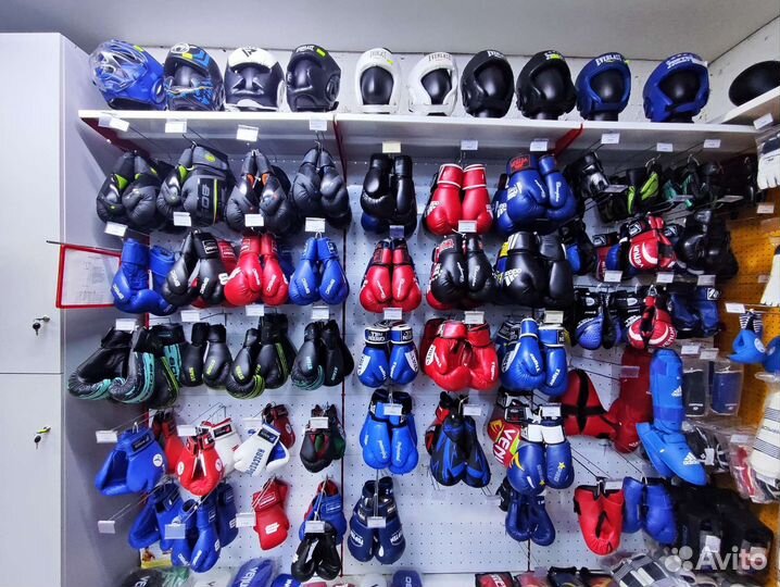 Боксёрские перчатки Adidas 