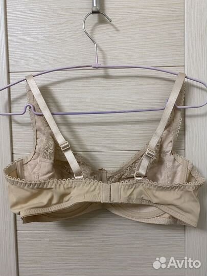 Бюстгальтер кружевной бежевый
