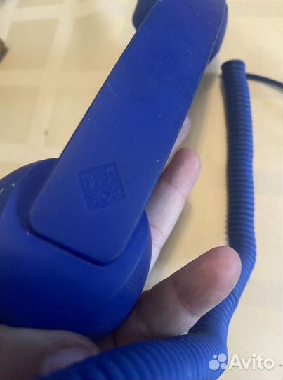 Шнур-держатель для беспроводных наушников