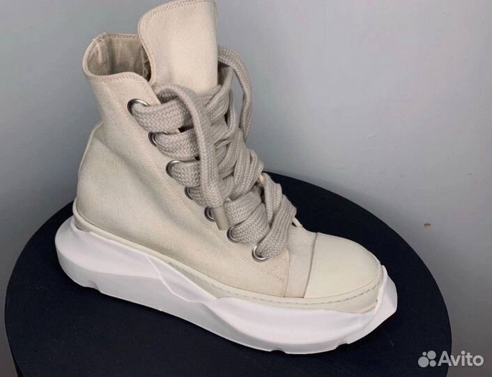 Rick Owens Abstract Milk на руках