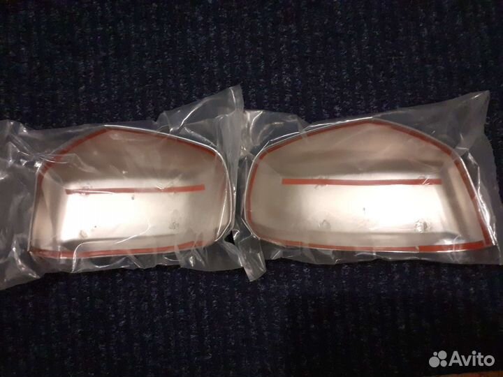 Накладки на nissan tiida c 11