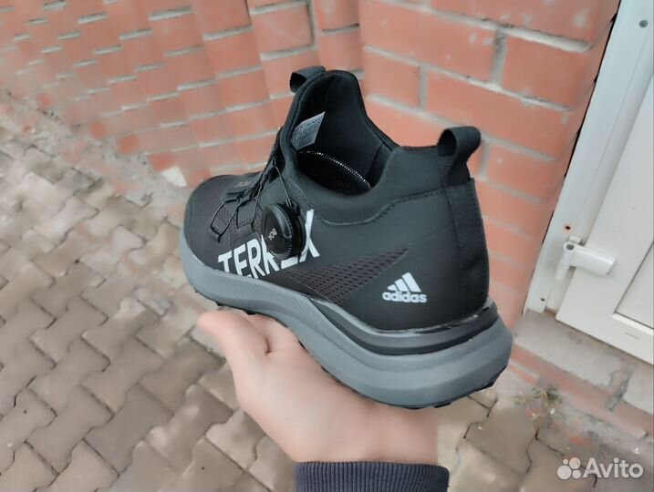 Кроссовки Adidas Terrex демисезонные