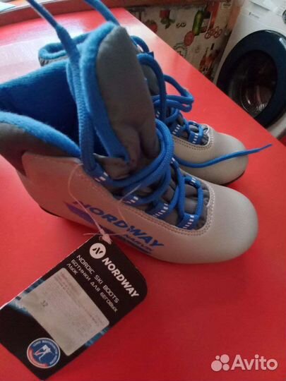 Лыжные ботинки nordway,размер 32
