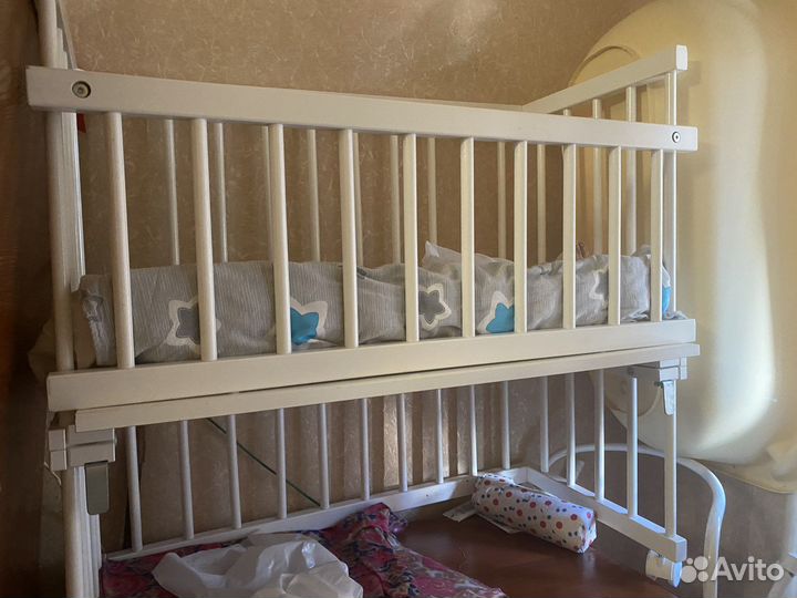 Прикроватная кроватка