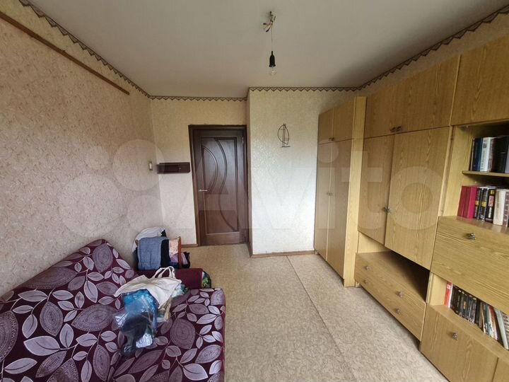 2-к. квартира, 54 м², 3/5 эт.