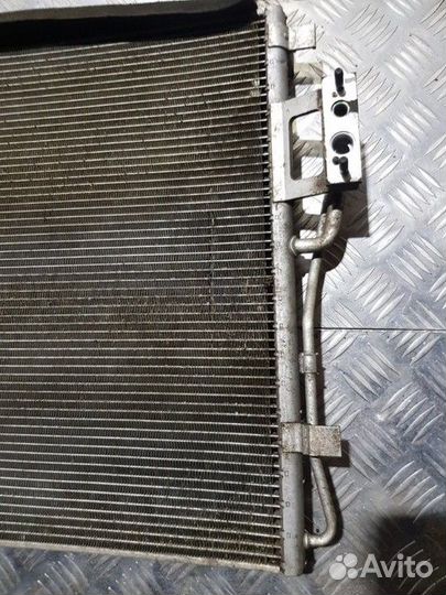 Радиатор кондиционера перед. (Hyundai Santa Fe I)