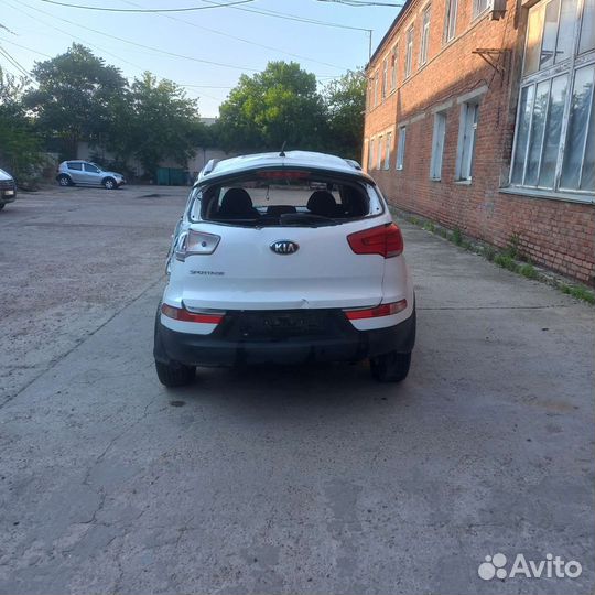 В разборе Kia Sportage 3 SL рестайлинг