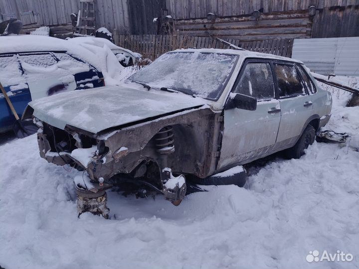 ВАЗ 21099 1.6 МТ, 2002, битый, 150 000 км