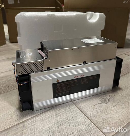 Whatsminer M50 122Th Новый
