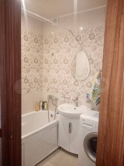 3-к. квартира, 65 м², 1/9 эт.